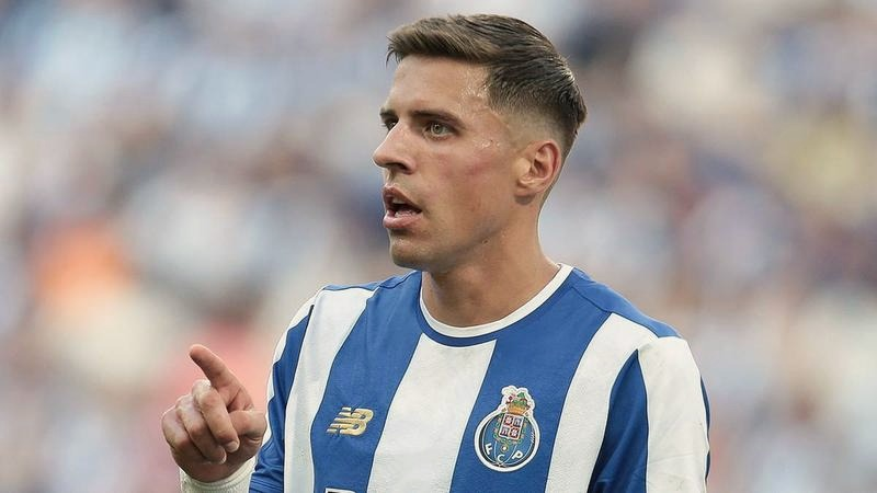 Jan Bednarek: wiek i kariera od debiutu do Porto