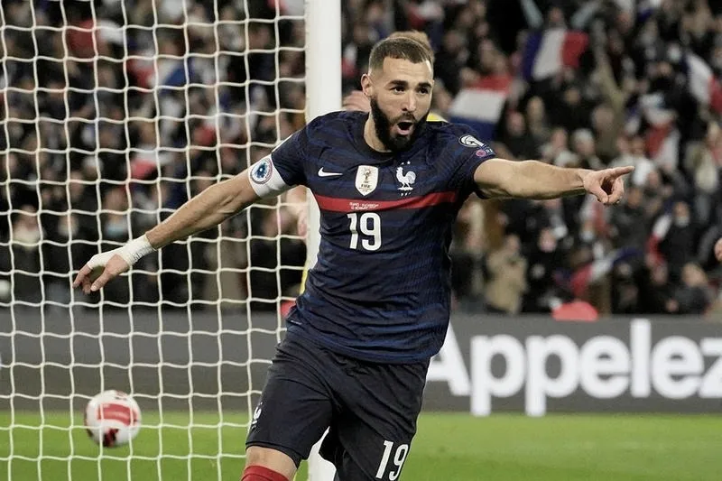 Karim Benzema w Al-Ittihad – zarobki, kontrakt i finansowy rekord?
