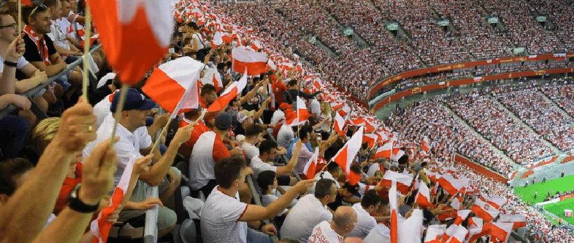 Kiedy kibice znów wejdą na stadiony? Możliwy termin powrotu