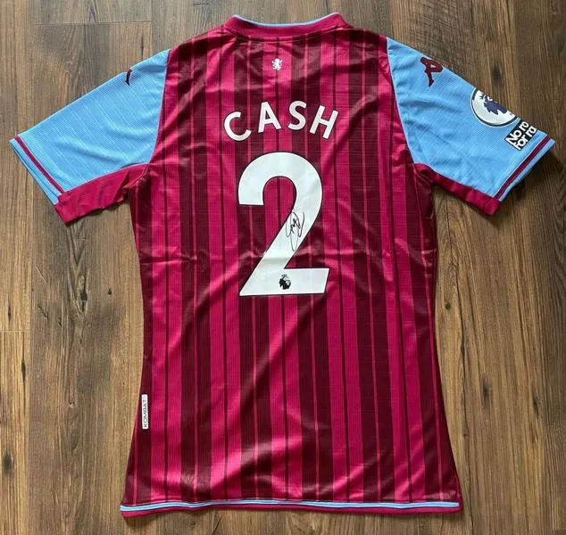Matty Cash obrońca Aston Villi
